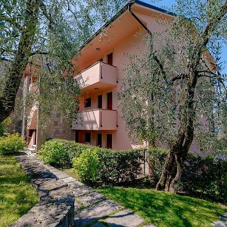 Lake Beth'S House Бренцоне-суль-Гарда Экстерьер фото